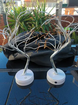 2 Lámparas LED Árboles Decorativos