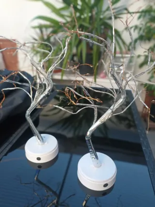 2 Lámparas LED Árboles Decorativos