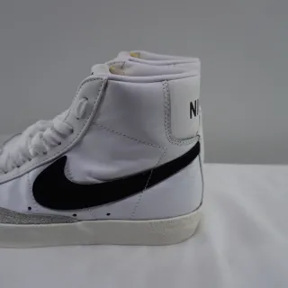 Zapatillas Nike Blazer Mid '77 Blancas