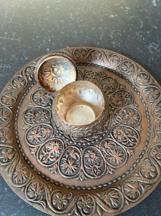 Plato y azucarero oriental cobre