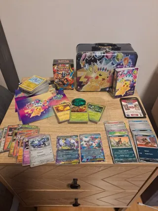 Lote 🇪🇸 maletin coleccionista otoño 2024 Pokémon