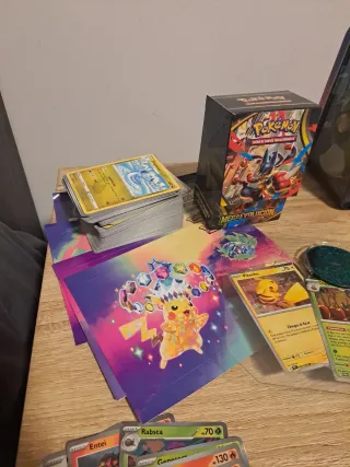 Lote 🇪🇸 maletin coleccionista otoño 2024 Pokémon