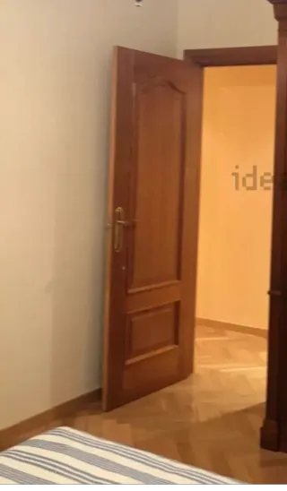 Puerta interior madera con cristal