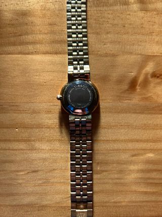 Reloj Tissot Swiss Made Oro y Plata