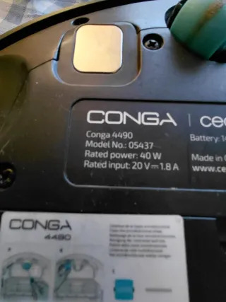 Robot Conga Cecotec 4490 barre y frega