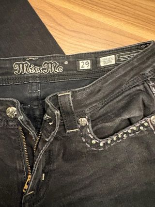 Pantalones Miss Me Negros con Detalles