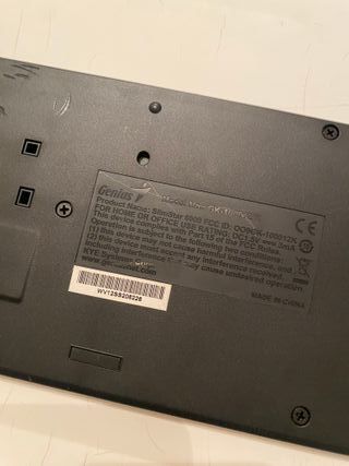 Teclado y Ratón Genius SlimStar 8000