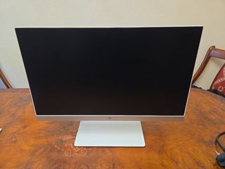 Monitor HP Pavilion 24fw Plata