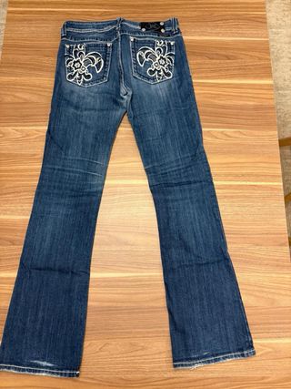 Pantalones tejanos Miss Me campana