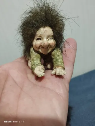 Gnomi, elfi dipinti a mano