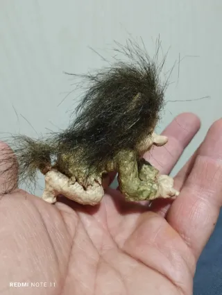 Gnomi, elfi dipinti a mano