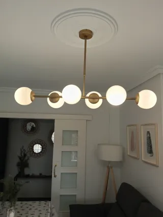 Lámpara de techo 6 focos dorada y blanca