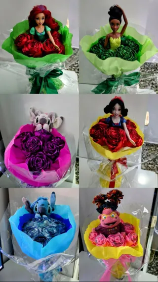 Ramos de muñecas y peluches Sant Jordi