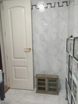 Armario pequeño madera y cristal