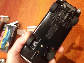 4 Coches Metálicos Escala 1/28