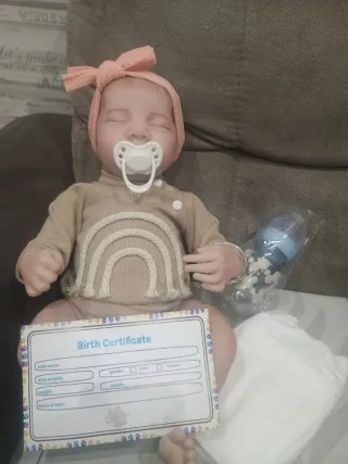 Bambola Reborn nuova con ciuccio