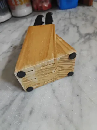 Ceppo portacoltelli legno e plastica