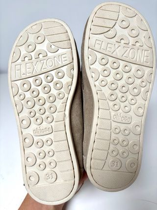 Zapatos Chicco ante beige talla 31