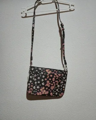 Bolso Parfois flores negro y rosa nuevo