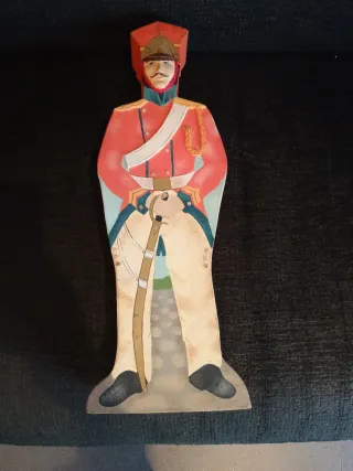 Figura militar antigua.