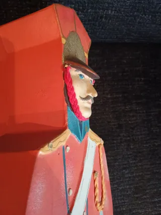 Figura militar antigua.