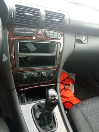 Mercedes Benz C220CDI 2.2 2000