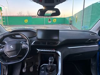 Peugeot 3008 2021 1.5 HDi