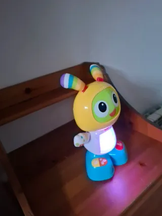 Robot Robi Fisher Price que baila y canta