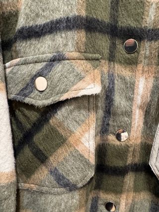 Sobrecamisa Zara cuadros beige y verde