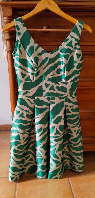 Vestido fiesta estampado verde y blanco