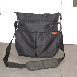 Bolso Pañales Skip Hop Negro