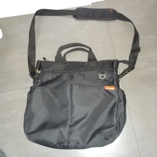 Bolso Pañales Skip Hop Negro