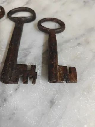 Set 4 Chiavi Antiche Diverse Misure