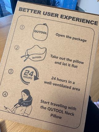 Almohada de viaje Qutool sin abrir