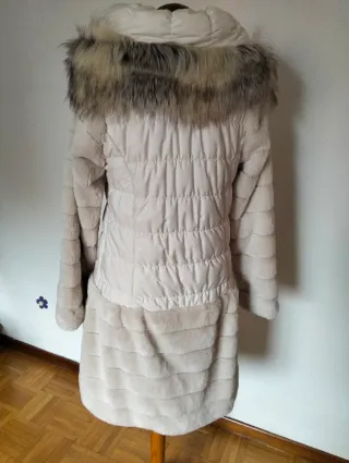 Abrigo Bocetto Beige cuello pelo