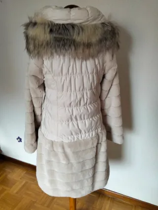 Abrigo Bocetto Beige cuello pelo