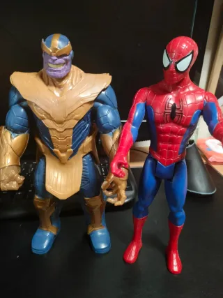 Figuras Marvel: Capitán América, Thor, Thanos, Spi
