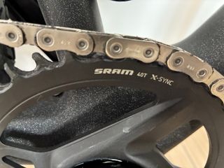 Bicicleta Gravel KTM con suspension.