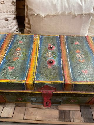 Lote 2 Caja baúl antiguo India policromado metal