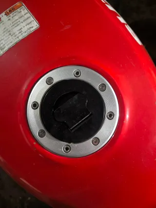 Suzuki GS500E Slingshot Roja