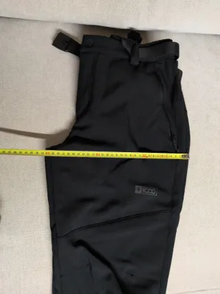 Pantalón técnico negro