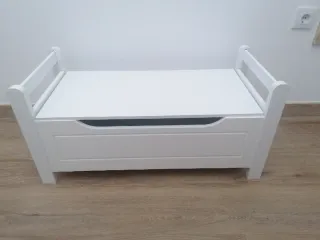 Banco baúl blanco para juguetes l