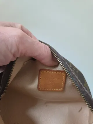 Neceser Louis Vuitton Monogram Marrón Dorado