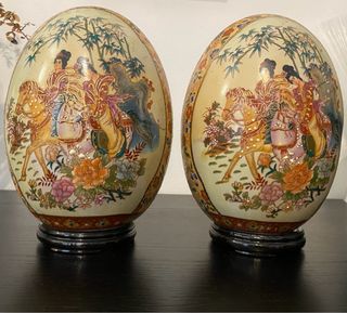 Coppia Uova Porcellana