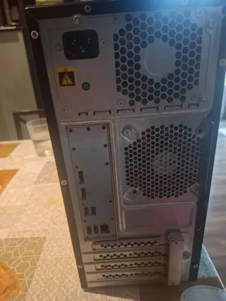 Servidor HPE ProLiant ML10 Gen9