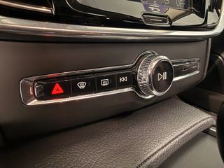 Volvo V90 Momentum D4 Diesel Automático