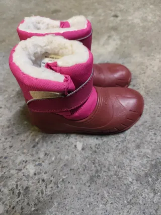 Botas de nieve rosas para bebé. Talla 27 decathlon