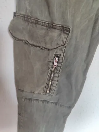 Pantalón cargo elástico mujer