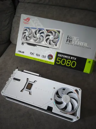 Asus ROG Astral RTX 5080 OC
