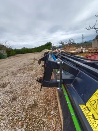 Desbrozadora Trituradora CRG 200